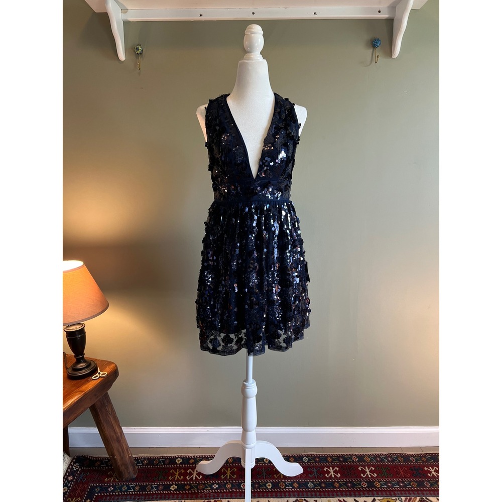 Lulus Navy Blue Sequin Plunging V-Neck Twisted T-Back Mini Dress XS NWT